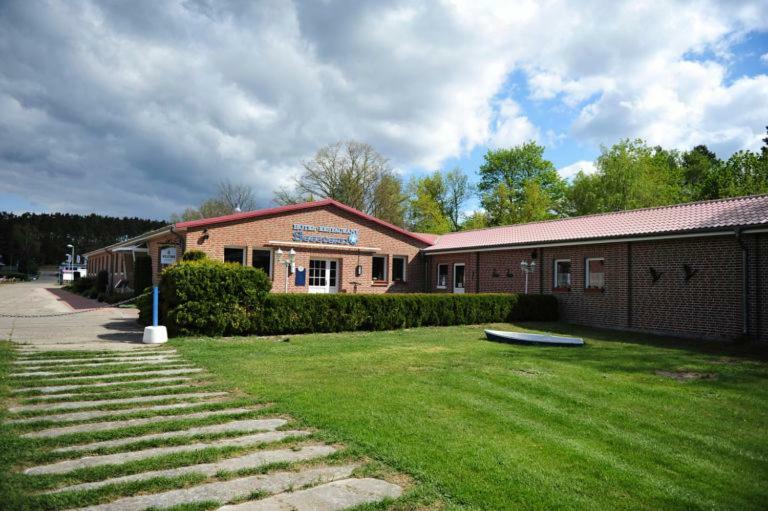 Gasthaus Zum Seestern Ravensbruck Exterior foto