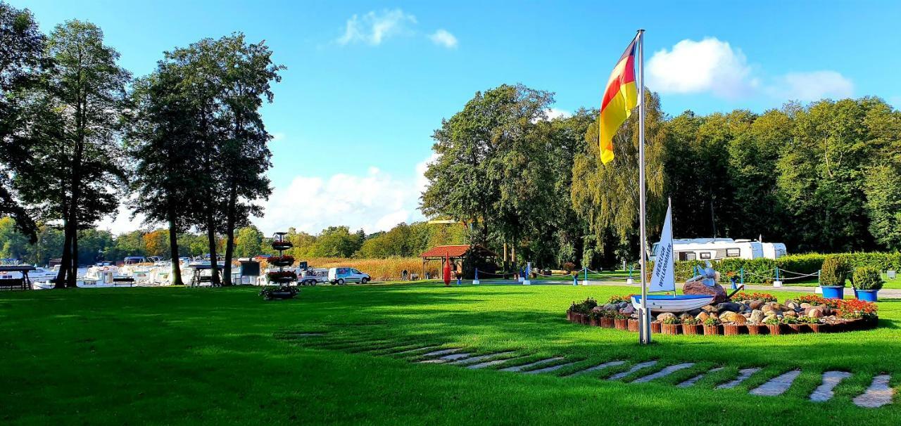 Gasthaus Zum Seestern Ravensbruck Exterior foto
